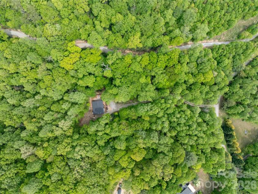 808 Mountain Cove Road, Hendersonville, NC 28792.  MLS# CAR4384328, YatesRealty ID 2781. 