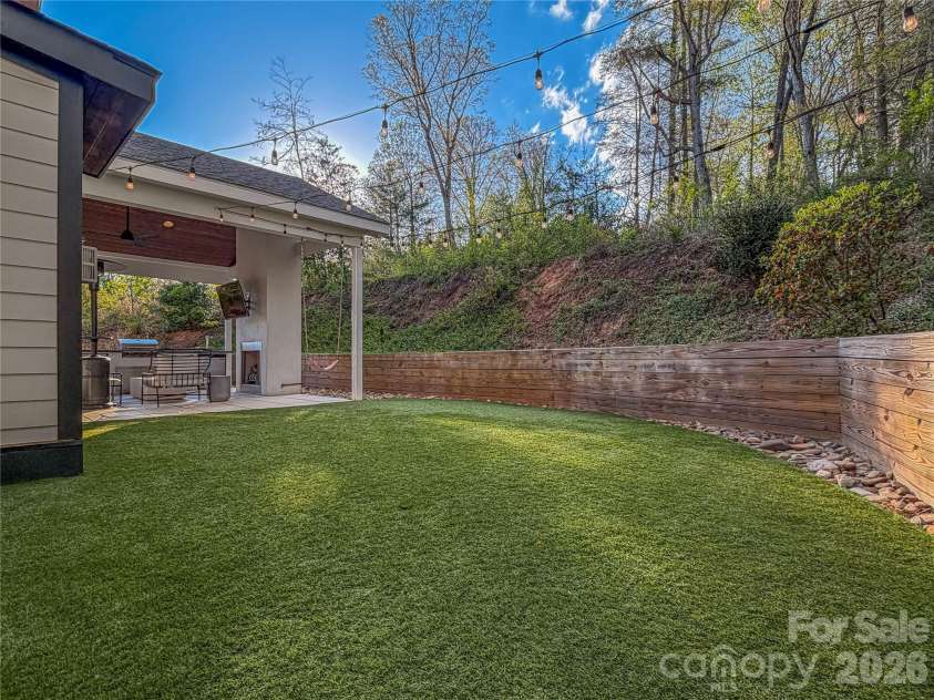 206 Torch Light Way, Asheville, NC 28806.  MLS# CAR4373373, YatesRealty ID 27810. 