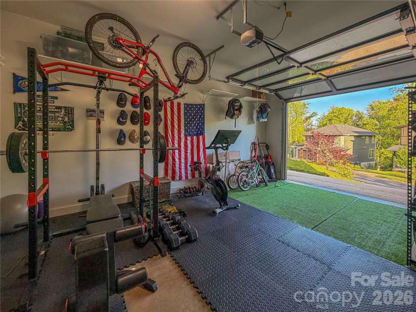 206 Torch Light Way, Asheville, NC 28806.  MLS# CAR4373373, YatesRealty ID 27810. 