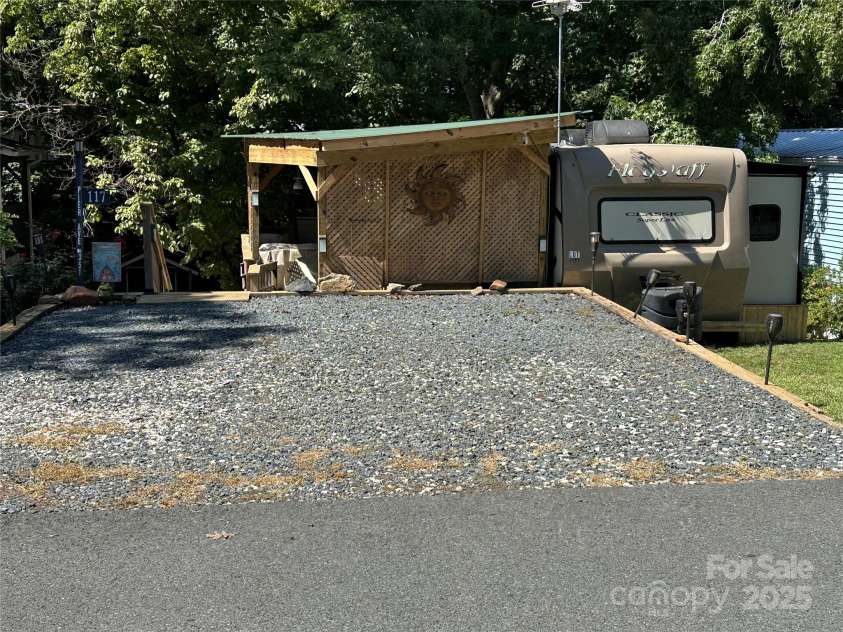 117 Pier Avenue, New London, NC 28127.  MLS# CAR4282074, YatesRealty ID 27811. 