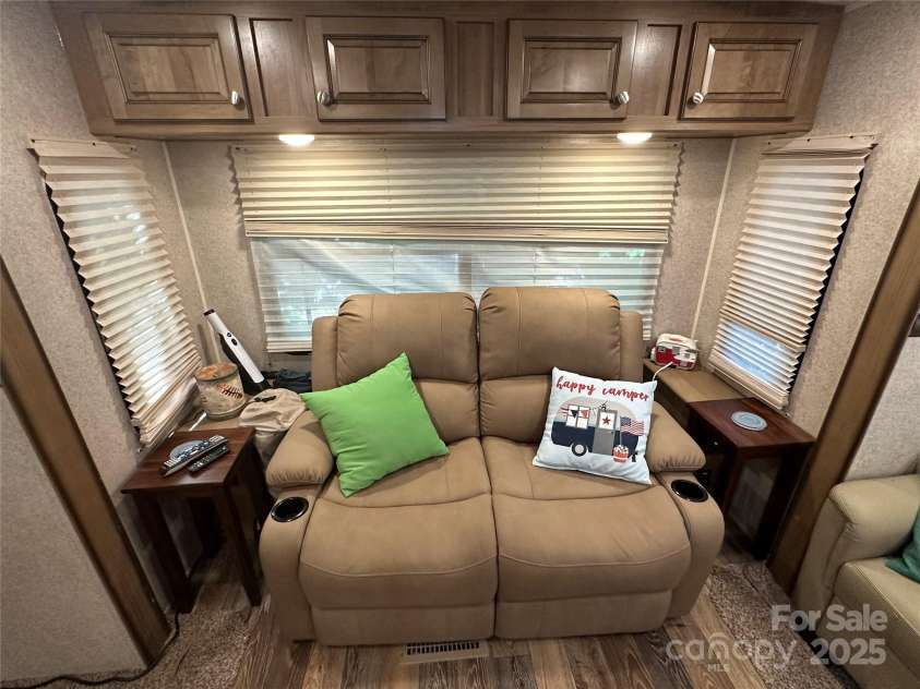 117 Pier Avenue, New London, NC 28127.  MLS# CAR4282074, YatesRealty ID 27811. 