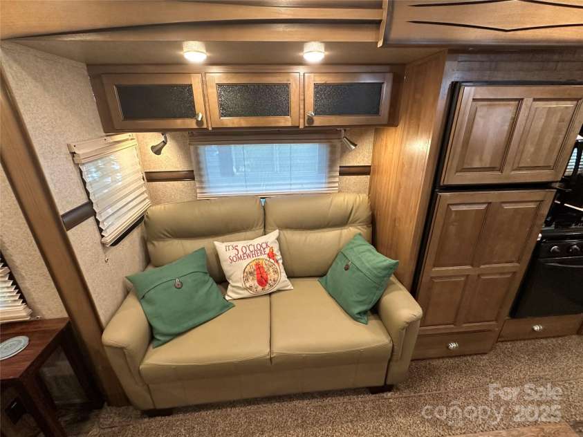 117 Pier Avenue, New London, NC 28127.  MLS# CAR4282074, YatesRealty ID 27811. 