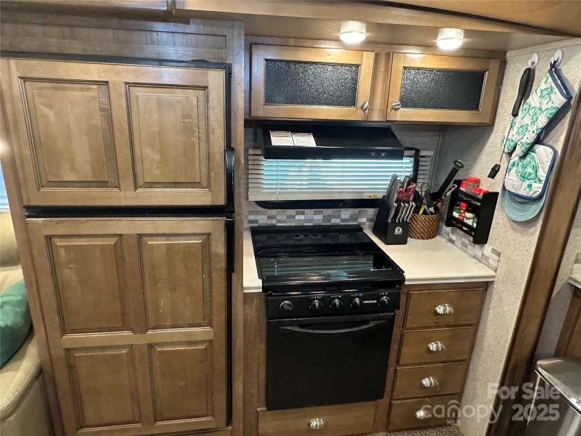 117 Pier Avenue, New London, NC 28127.  MLS# CAR4282074, YatesRealty ID 27811. 