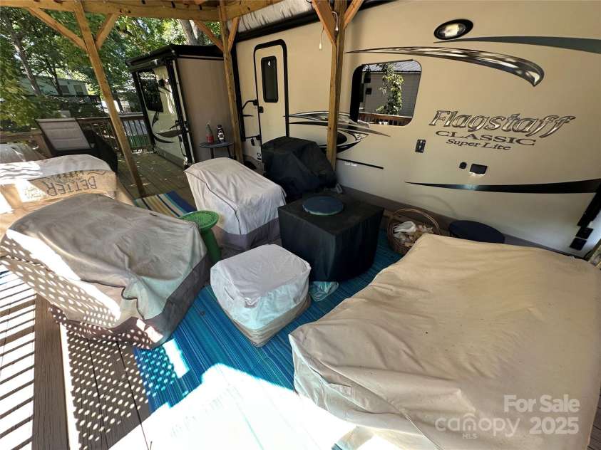 117 Pier Avenue, New London, NC 28127.  MLS# CAR4282074, YatesRealty ID 27811. 