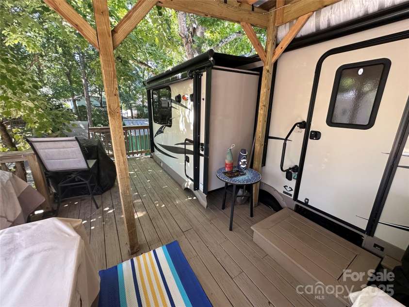 117 Pier Avenue, New London, NC 28127.  MLS# CAR4282074, YatesRealty ID 27811. 