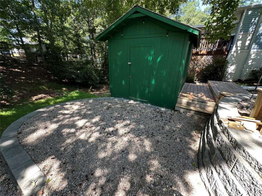 117 Pier Avenue, New London, NC 28127.  MLS# CAR4282074, YatesRealty ID 27811. 