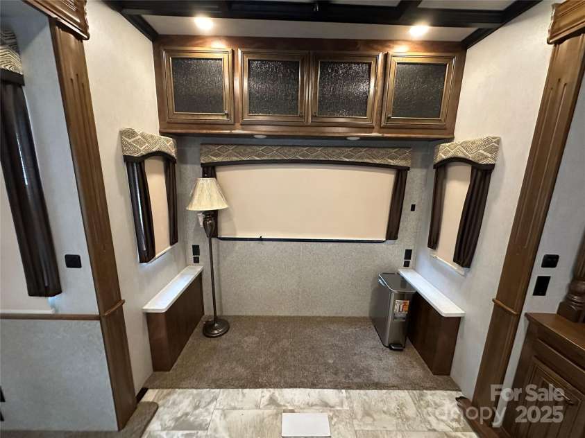 101 Marina Drive, New London, NC 28127.  MLS# CAR4282092, YatesRealty ID 27812. 