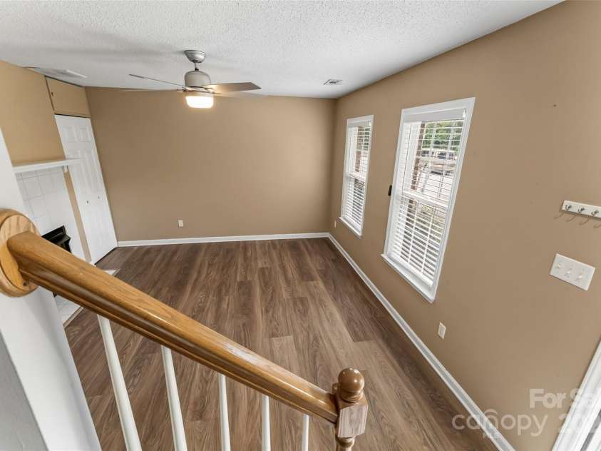 1533 20th Avenue, Hickory, NC 28601.  MLS# CAR4276814, YatesRealty ID 27813. 