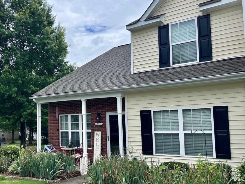 147 Limerick Road, Mooresville, NC 28115.  MLS# CAR4278927, YatesRealty ID 27814. COVERED PORCH