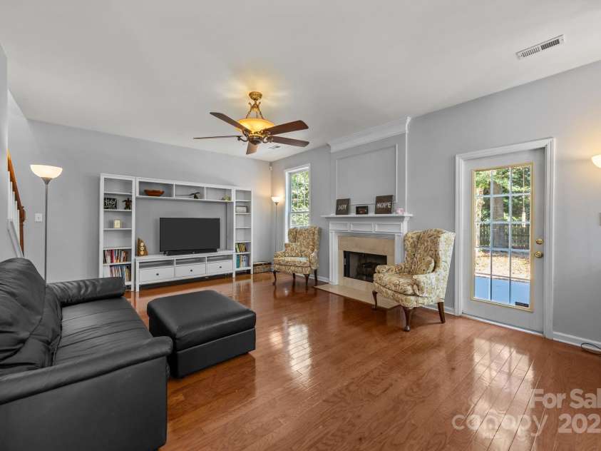 1012 Bancroft Court, Fort Mill, SC 29707.  MLS# CAR4265965, YatesRealty ID 27815. 