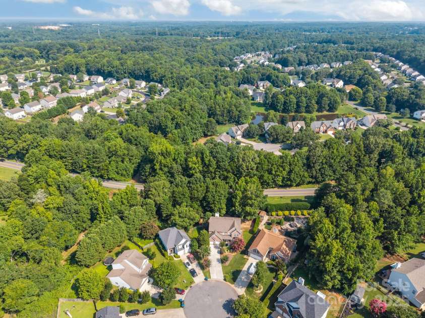 1012 Bancroft Court, Fort Mill, SC 29707.  MLS# CAR4265965, YatesRealty ID 27815. 