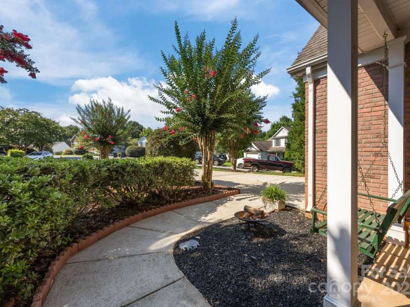 1012 Bancroft Court, Fort Mill, SC 29707.  MLS# CAR4265965, YatesRealty ID 27815. 