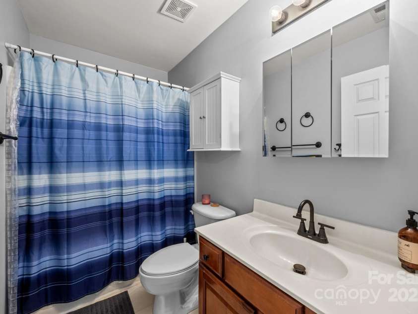 1012 Bancroft Court, Fort Mill, SC 29707.  MLS# CAR4265965, YatesRealty ID 27815. 