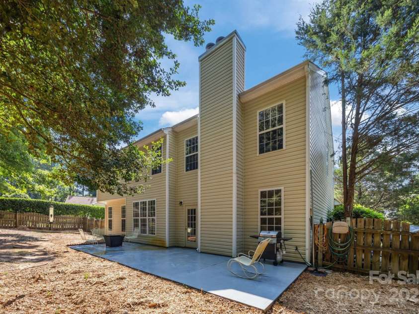 1012 Bancroft Court, Fort Mill, SC 29707.  MLS# CAR4265965, YatesRealty ID 27815. 