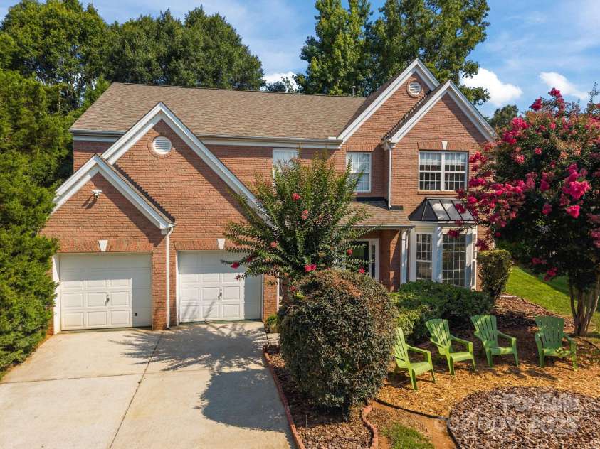 1012 Bancroft Court, Fort Mill, SC 29707.  MLS# CAR4265965, YatesRealty ID 27815. 