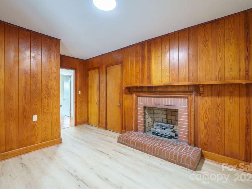 91 Hwy 16 Highway, Taylorsville, NC 28681.  MLS# CAR4180666, YatesRealty ID 27816. 