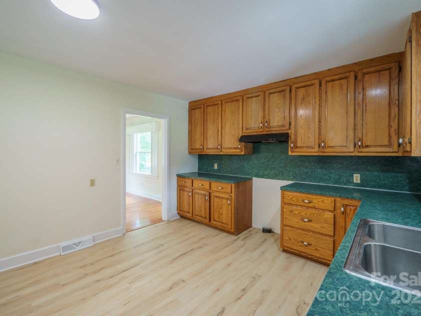 91 Hwy 16 Highway, Taylorsville, NC 28681.  MLS# CAR4180666, YatesRealty ID 27816. 