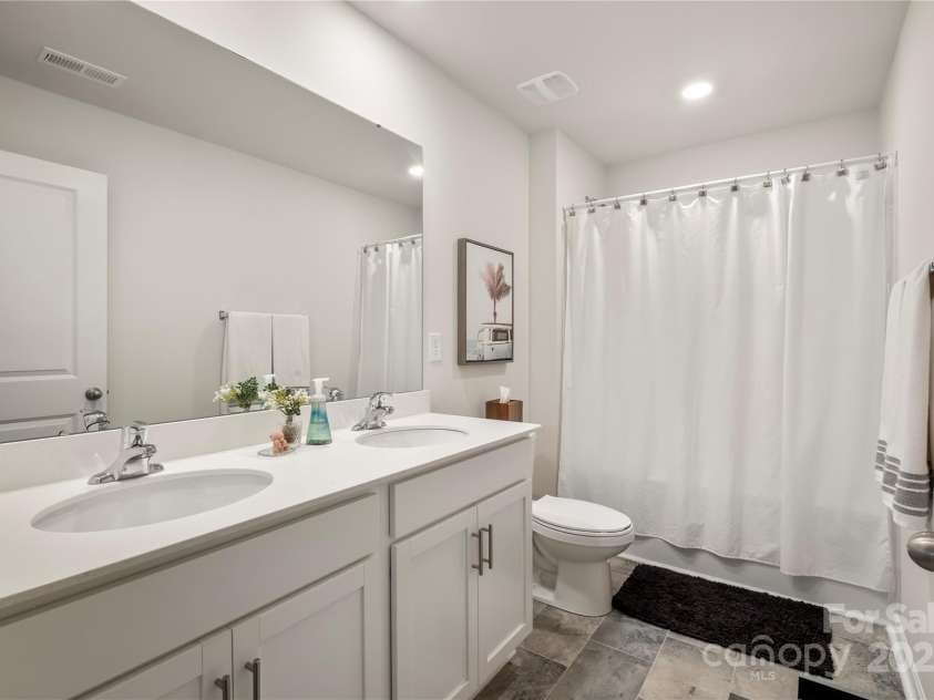 461 Misty Law Lane, Clover, SC 29710.  MLS# CAR4280878, YatesRealty ID 27817. 