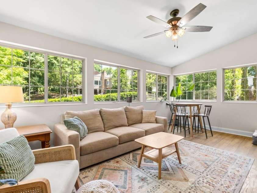 7814 Bradenton Drive, Charlotte, NC 28210.  MLS# CAR4384709, YatesRealty ID 27817. 