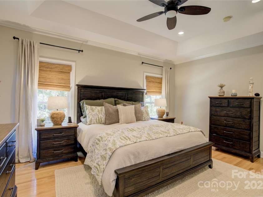 3 Chickadee Lane, Fairview, NC 28730.  MLS# CAR4309116, YatesRealty ID 27818. 