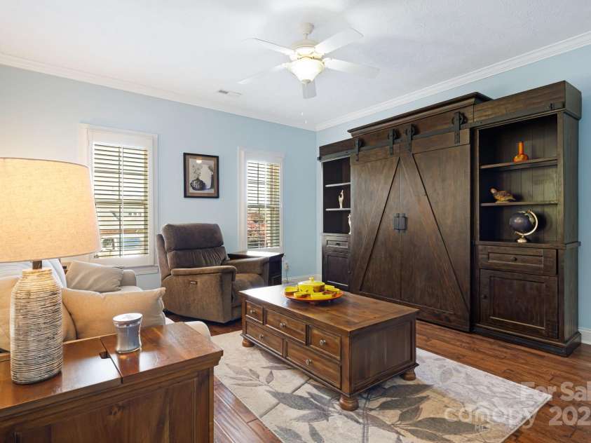 609 Carriage Commons Drive, Hendersonville, NC 28791.  MLS# CAR4271397, YatesRealty ID 27819. 