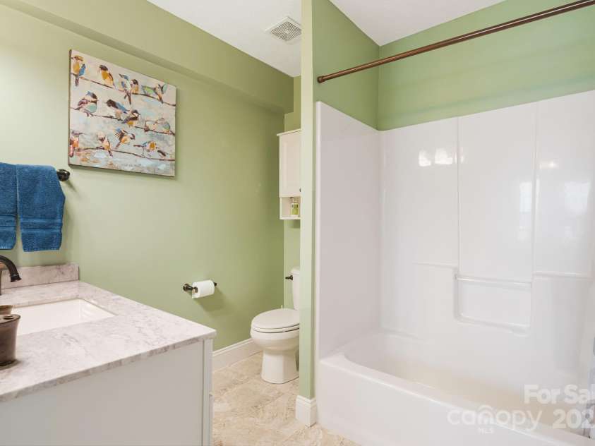 609 Carriage Commons Drive, Hendersonville, NC 28791.  MLS# CAR4271397, YatesRealty ID 27819. 