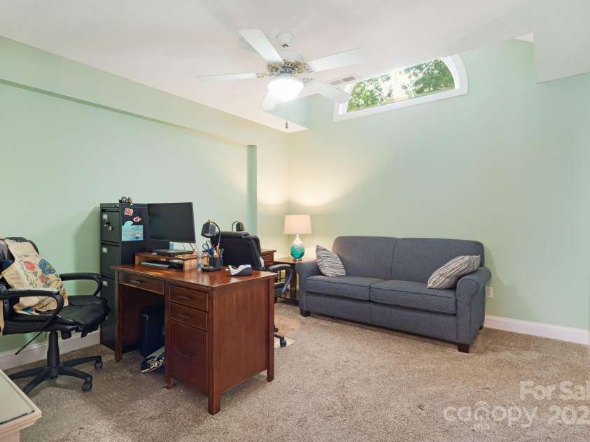 609 Carriage Commons Drive, Hendersonville, NC 28791.  MLS# CAR4271397, YatesRealty ID 27819. 