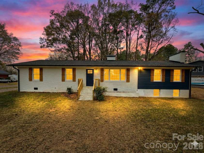 221 Pecan Drive, Oakboro, NC 28129.  MLS# CAR4325429, YatesRealty ID 2782. Virtually Stage 