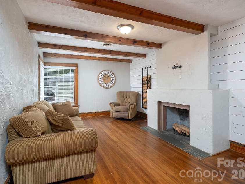 745 Carolyn Drive, Concord, NC 28025.  MLS# CAR4304262, YatesRealty ID 2782. 