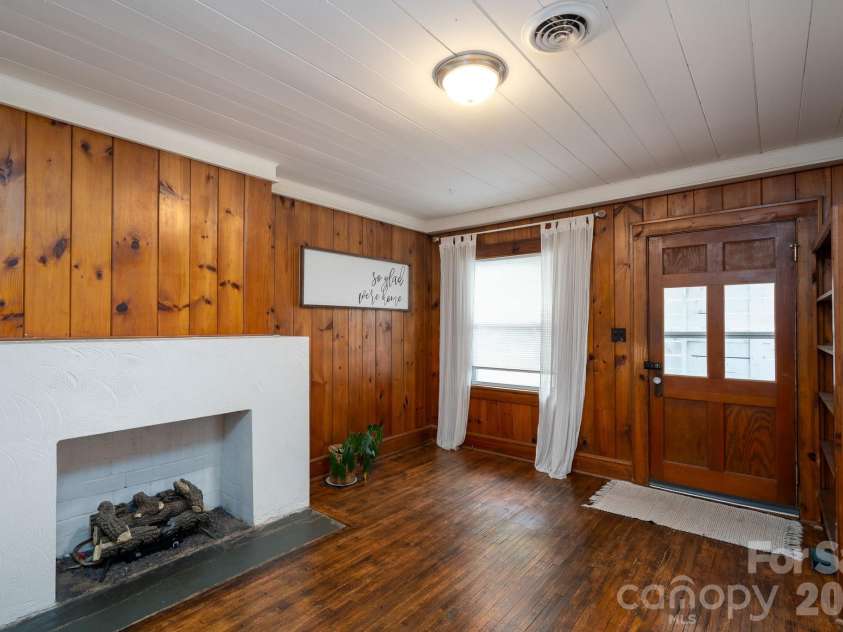 745 Carolyn Drive, Concord, NC 28025.  MLS# CAR4304262, YatesRealty ID 2782. 