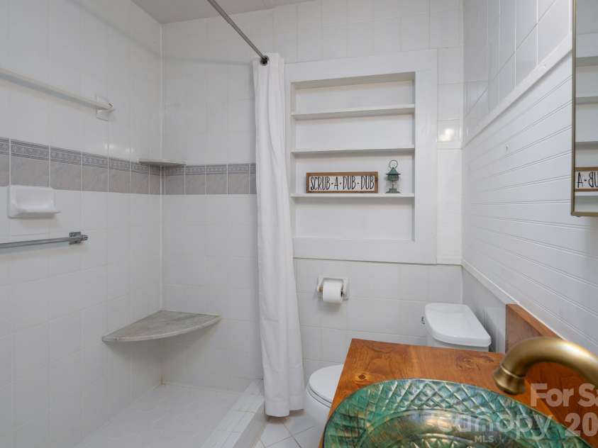 745 Carolyn Drive, Concord, NC 28025.  MLS# CAR4304262, YatesRealty ID 2782. 