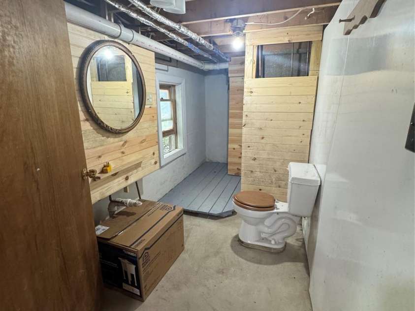 181 Oak Lane, Newland, NC 28657.  MLS# CAR4284410, YatesRealty ID 27820. Basement Bathroom