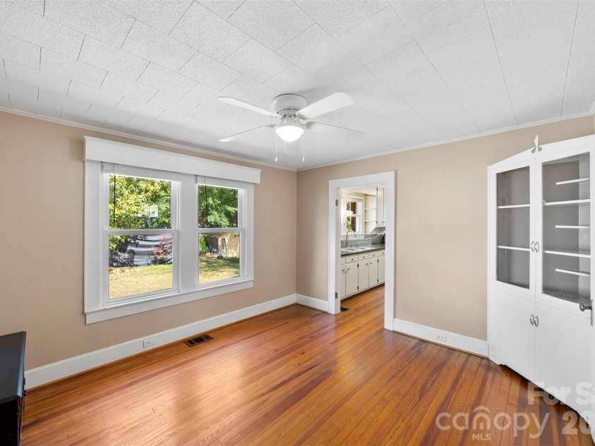 44 Dulin Drive, Concord, NC 28027.  MLS# CAR4376596, YatesRealty ID 27821. Dining Room