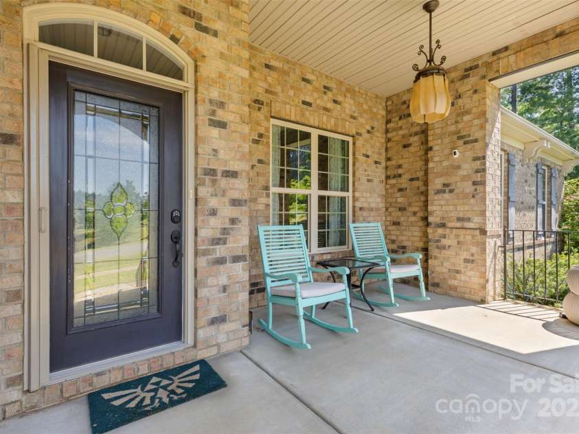 15210 Pavilion Valley Circle, Huntersville, NC 28078.  MLS# CAR4245439, YatesRealty ID 27822. 