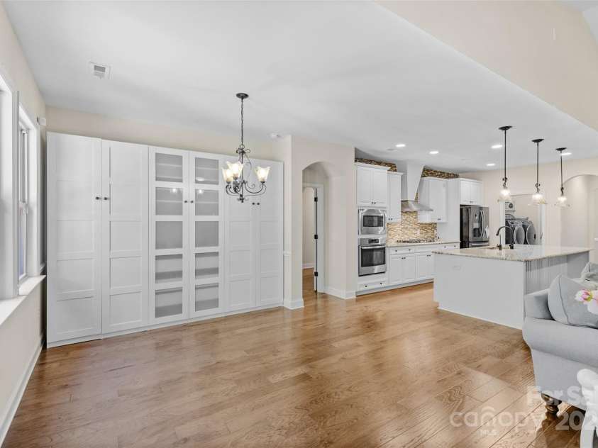 15210 Pavilion Valley Circle, Huntersville, NC 28078.  MLS# CAR4245439, YatesRealty ID 27822. 