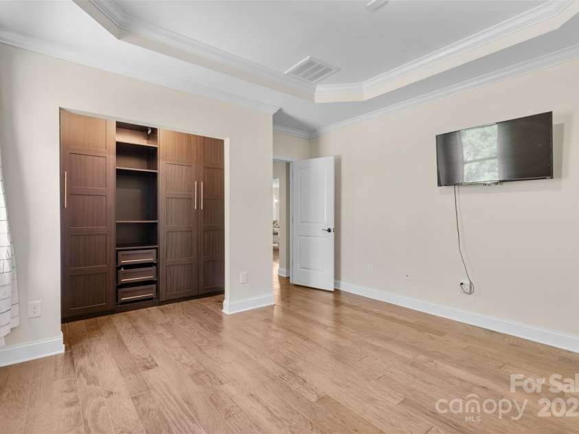 15210 Pavilion Valley Circle, Huntersville, NC 28078.  MLS# CAR4245439, YatesRealty ID 27822. 