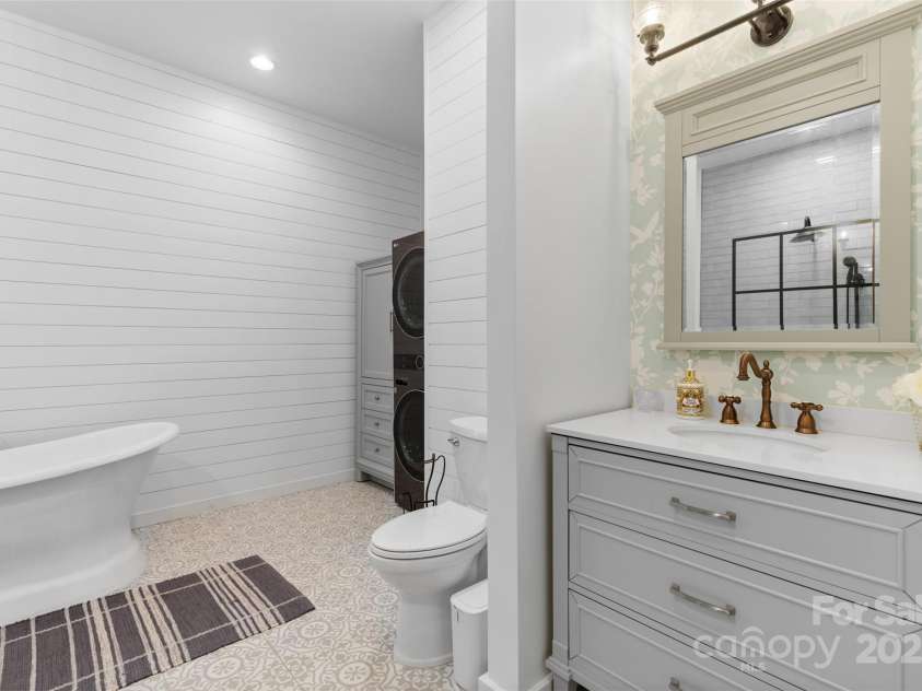 15210 Pavilion Valley Circle, Huntersville, NC 28078.  MLS# CAR4245439, YatesRealty ID 27822. 