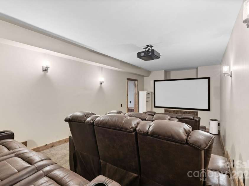 15210 Pavilion Valley Circle, Huntersville, NC 28078.  MLS# CAR4245439, YatesRealty ID 27822. 