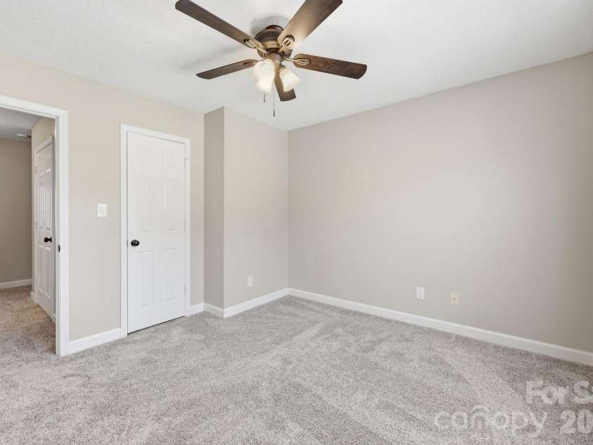 806 Maupin Avenue, Salisbury, NC 28144.  MLS# CAR4385180, YatesRealty ID 27822. 