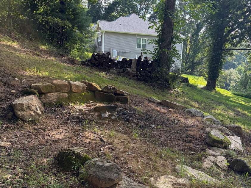 127 Cairens Ridge Drive, Mills River, NC 28759.  MLS# CAR4380614, YatesRealty ID 27823. Backyard fire pit area