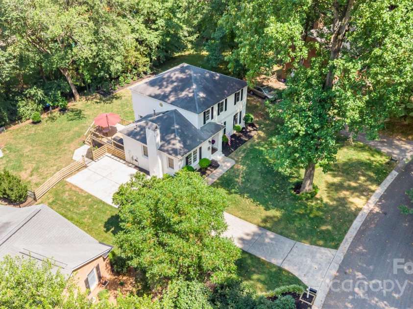 526 Trail Ridge Road, Matthews, NC 28105.  MLS# CAR4279013, YatesRealty ID 27824. Aerial view