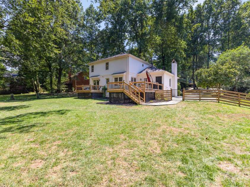 526 Trail Ridge Road, Matthews, NC 28105.  MLS# CAR4279013, YatesRealty ID 27824. Another rear view