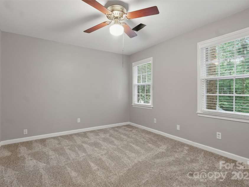 1517 Barden Road, Charlotte, NC 28226.  MLS# CAR4266638, YatesRealty ID 27825. 