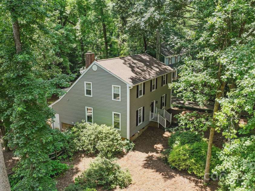 1517 Barden Road, Charlotte, NC 28226.  MLS# CAR4266638, YatesRealty ID 27825. 