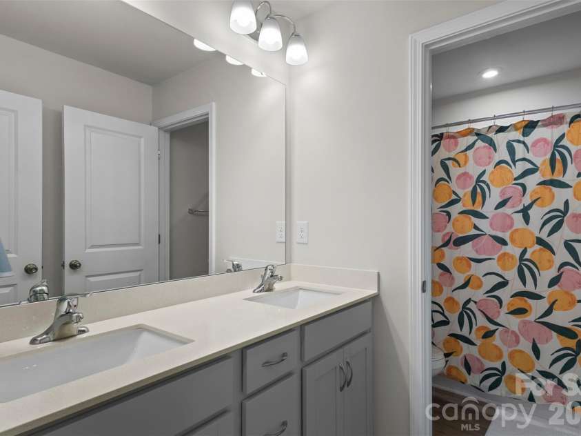2333 Lorelei Terrace, Monroe, NC 28112.  MLS# CAR4419697, YatesRealty ID 27827. Upper level shared full bathroom