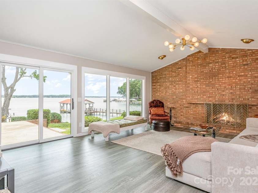 5114 Leisure Lane, Sherrills Ford, NC 28673.  MLS# CAR4263553, YatesRealty ID 27827. 