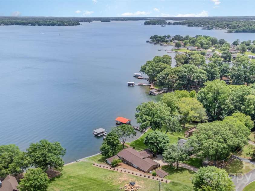 5114 Leisure Lane, Sherrills Ford, NC 28673.  MLS# CAR4263553, YatesRealty ID 27827. 