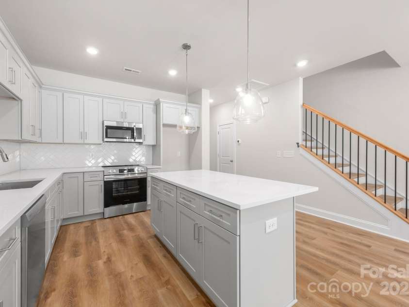 1322 Condon Street, Charlotte, NC 28216.  MLS# CAR4235524, YatesRealty ID 27828. 