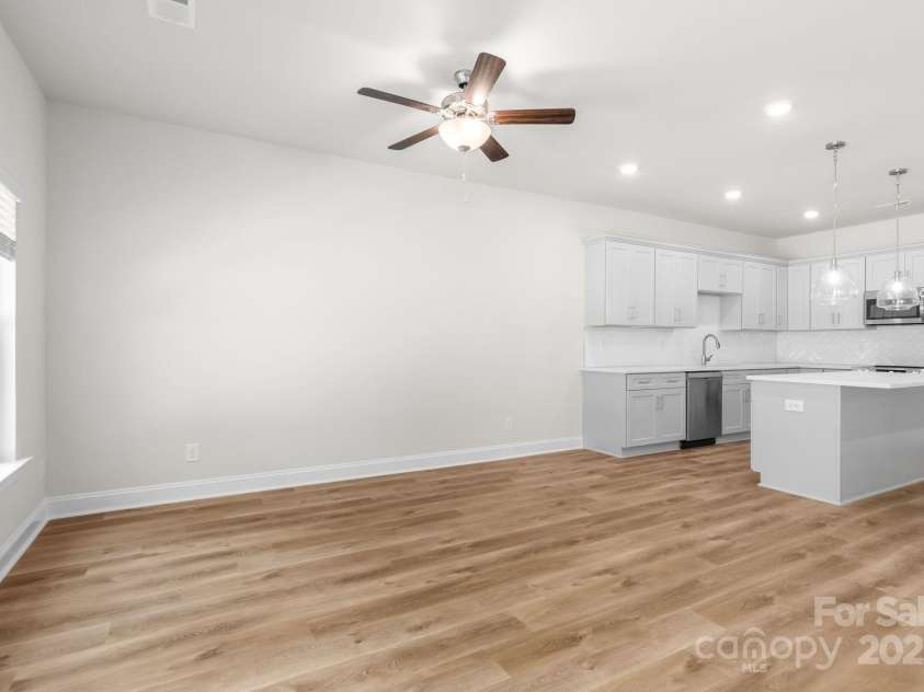 1322 Condon Street, Charlotte, NC 28216.  MLS# CAR4235524, YatesRealty ID 27828. 