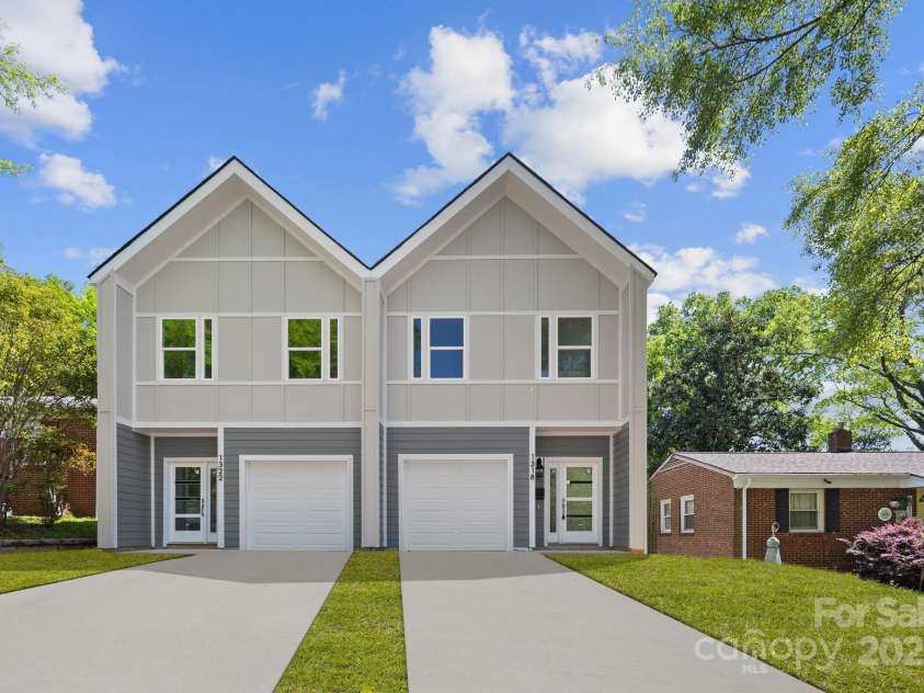 1322 Condon Street, Charlotte, NC 28216.  MLS# CAR4235524, YatesRealty ID 27828. 